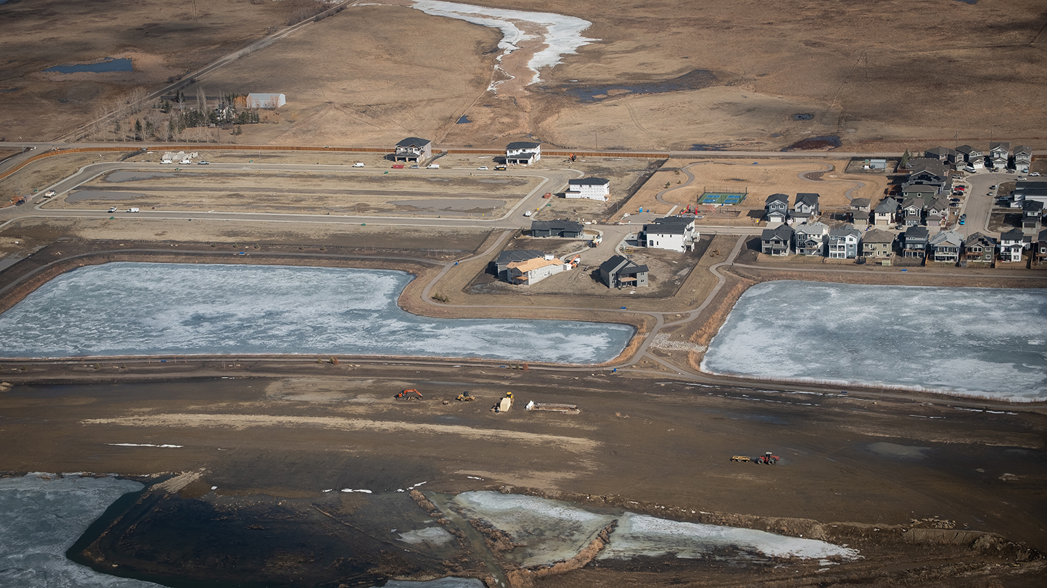 Aerial view of Lakewood of Strathmore construction